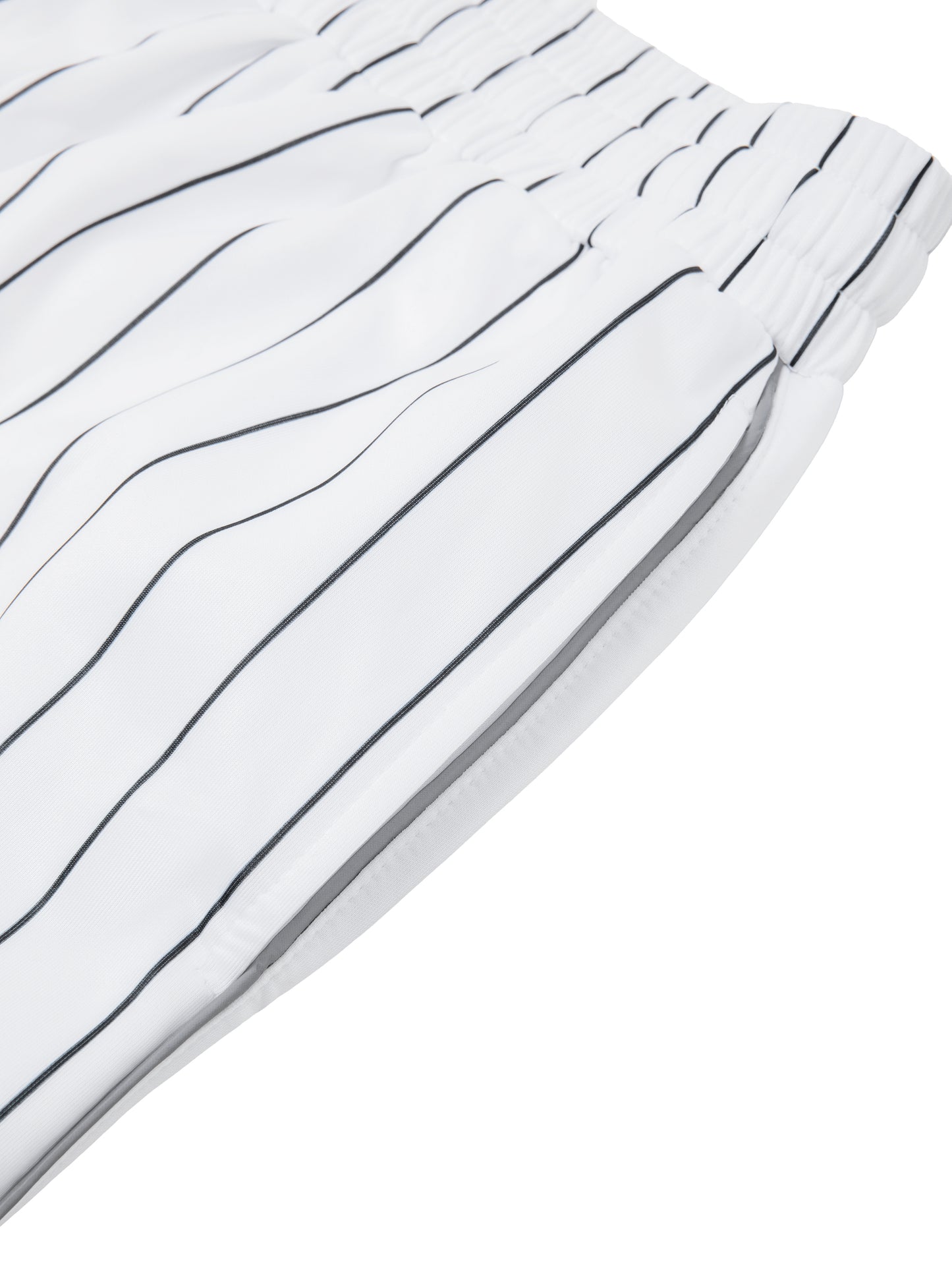 STRIPED LOOSE FIT SHORTS [WHITE]